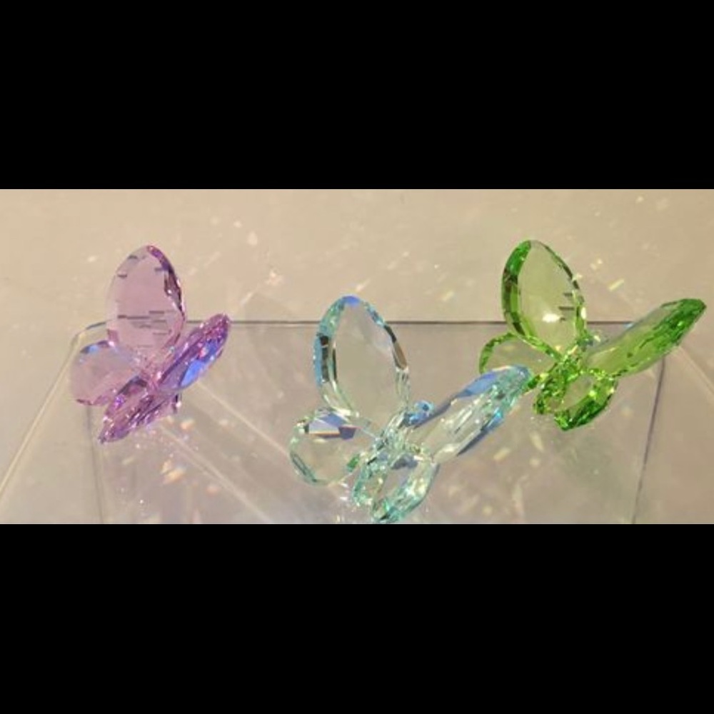 Swarovski  Azore  Jonquil  Peridot Butterflies